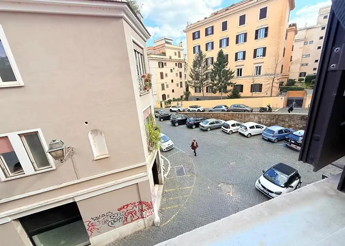 Trastevere Centro Paglia Apartment